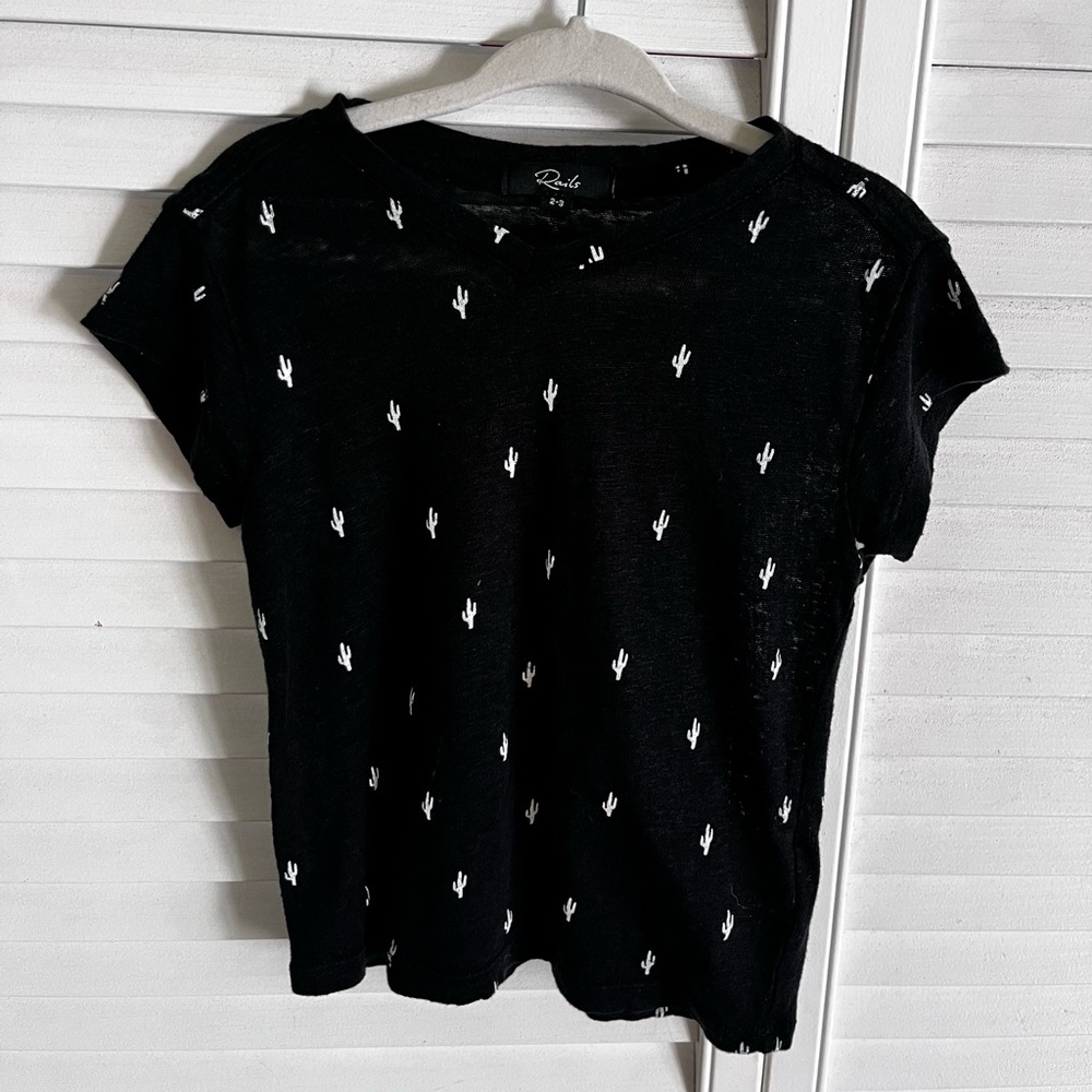 Rails Black Top with White Cactus Design